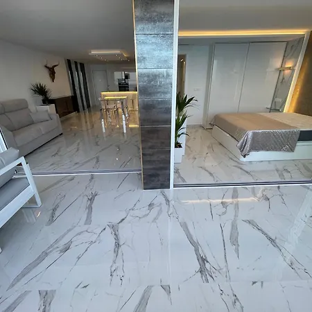 Apartment Panoramico Principado Marina